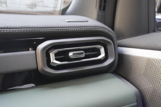 Let young people enjoy traveling and test drive Bao Junyue.