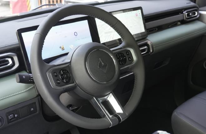 Let young people enjoy traveling and test drive Bao Junyue.